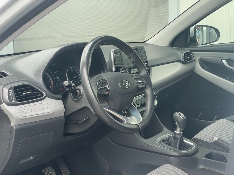 Hyundai I30 Върнат от Лизинг Euro 6B, снимка 10 - Автомобили и джипове - 47292010