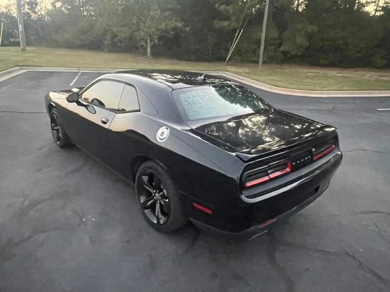 Dodge Challenger, снимка 7 - Автомобили и джипове - 47340856