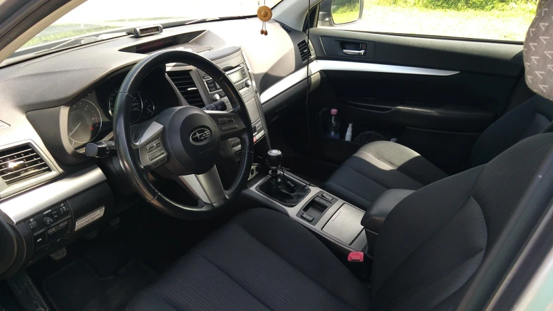 Subaru Legacy, снимка 6 - Автомобили и джипове - 52000764