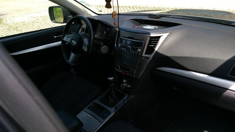 Subaru Legacy, снимка 8 - Автомобили и джипове - 52000764