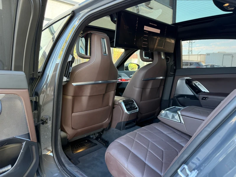 BMW 740 d xDrive, снимка 12 - Автомобили и джипове - 52044266