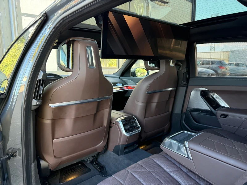 BMW 740 d xDrive, снимка 11 - Автомобили и джипове - 52044266