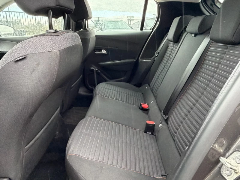 Peugeot 208 1.2ACTIVE-PACK/101HP/NAVI/LED/CPLAY/L.ASSIST/542g, снимка 14 - Автомобили и джипове - 52294000