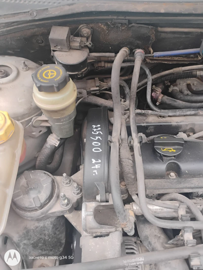 Ford Focus 1.6 бензин, газ, снимка 14 - Автомобили и джипове - 52343193