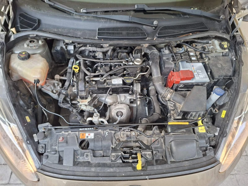 Ford Fiesta 1, 0, снимка 11 - Автомобили и джипове - 53146783