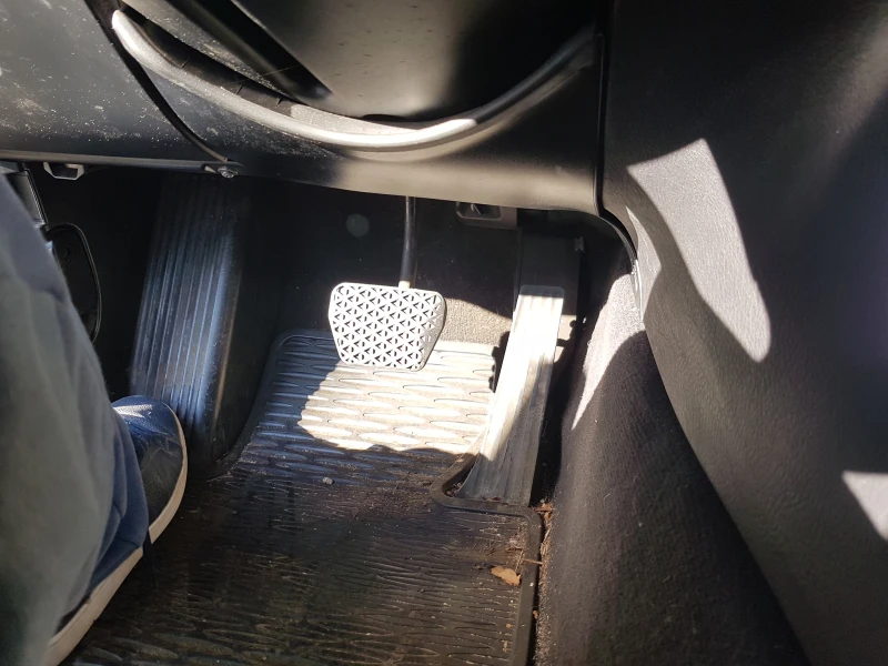 BMW 320, снимка 8 - Автомобили и джипове - 53175750