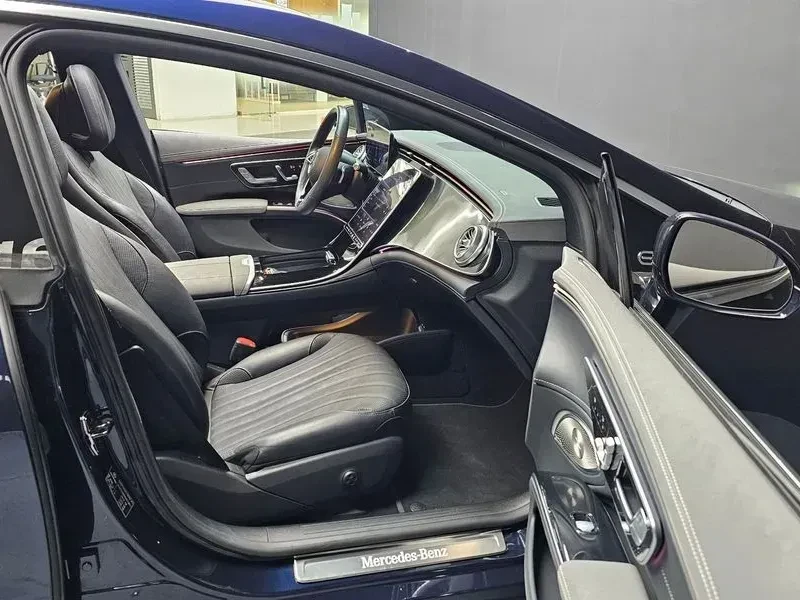 Mercedes-Benz EQS * 350* Navi* Camera, снимка 10 - Автомобили и джипове - 55060767