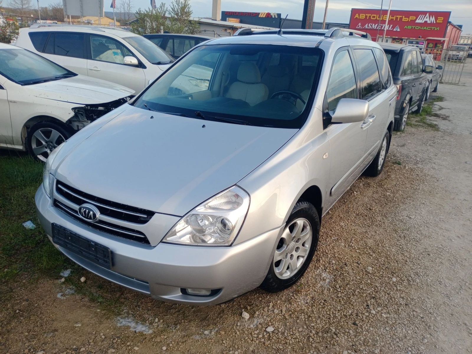 Kia Carnival * АВТОМАТ* 6 МЕСТА* , снимка 1
