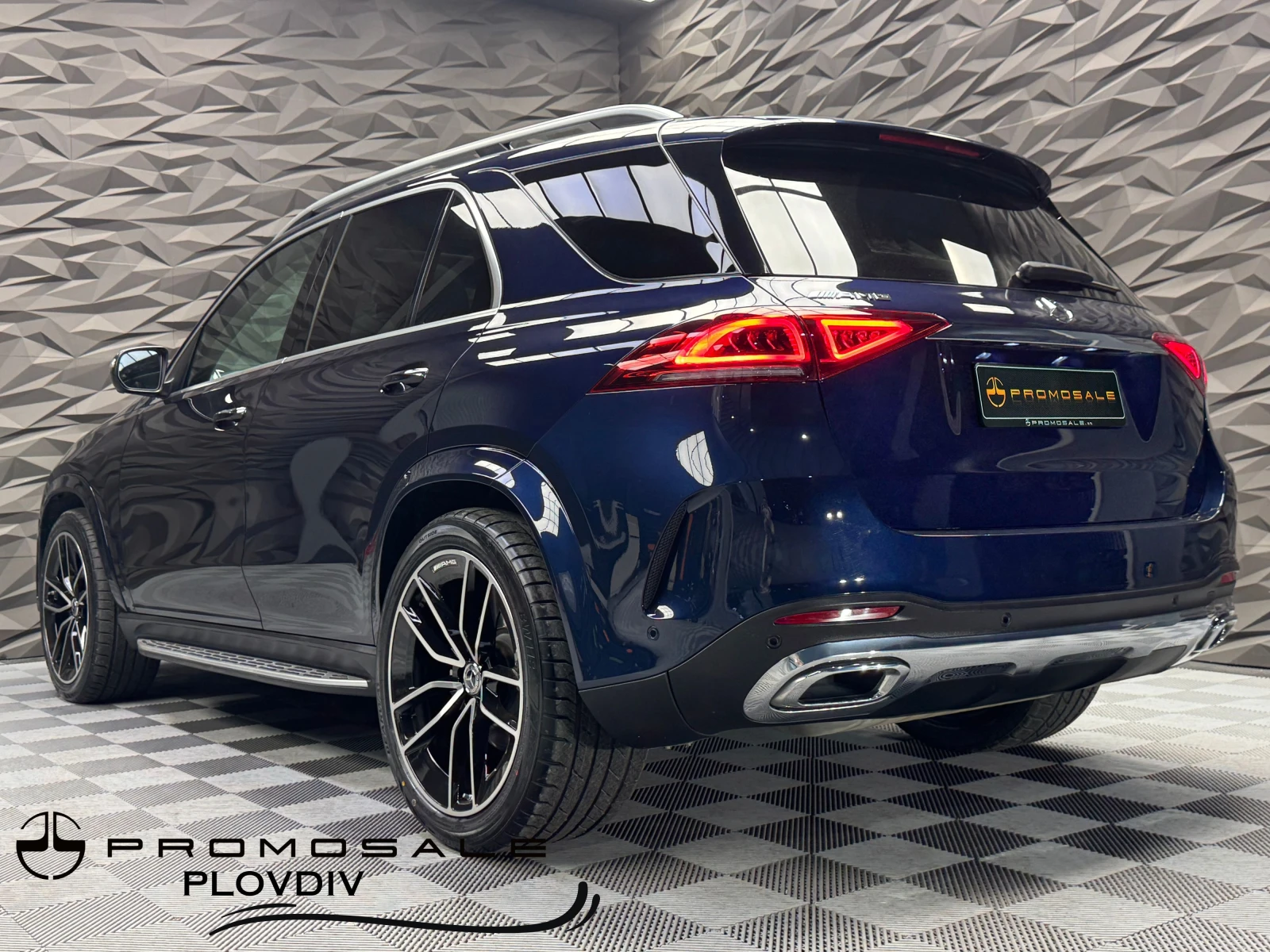 Mercedes-Benz GLE 450 4Matic AMG* Lift* Burmester* 360 - изображение 3