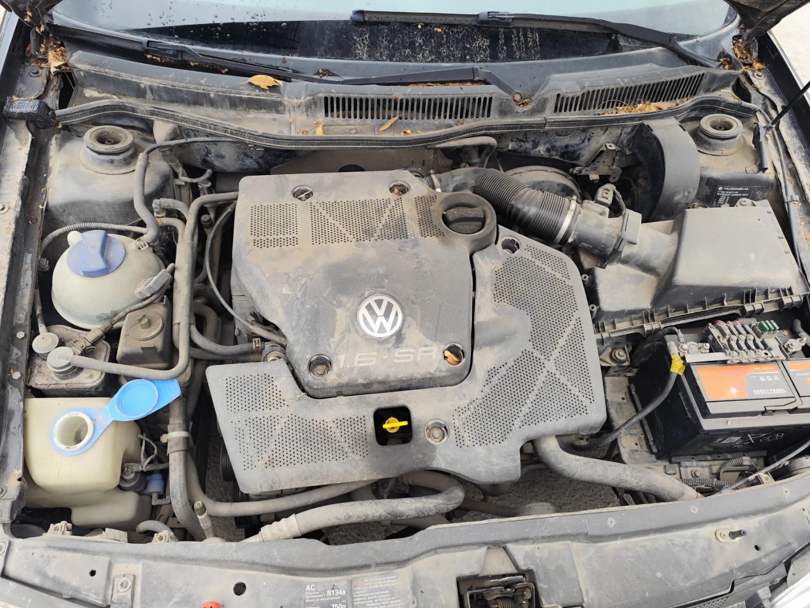 VW Golf 1.6 - изображение 6