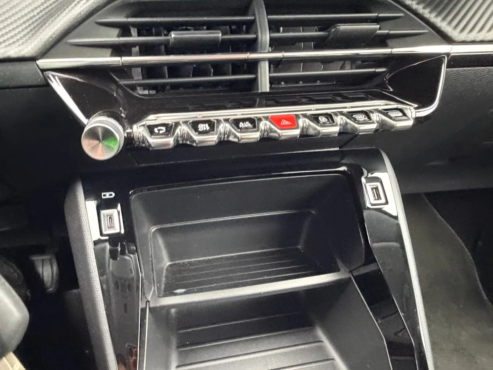 Peugeot 208 1.2ACTIVE-PACK/101HP/NAVI/LED/CPLAY/L.ASSIST/542g | Mobile.bg   13