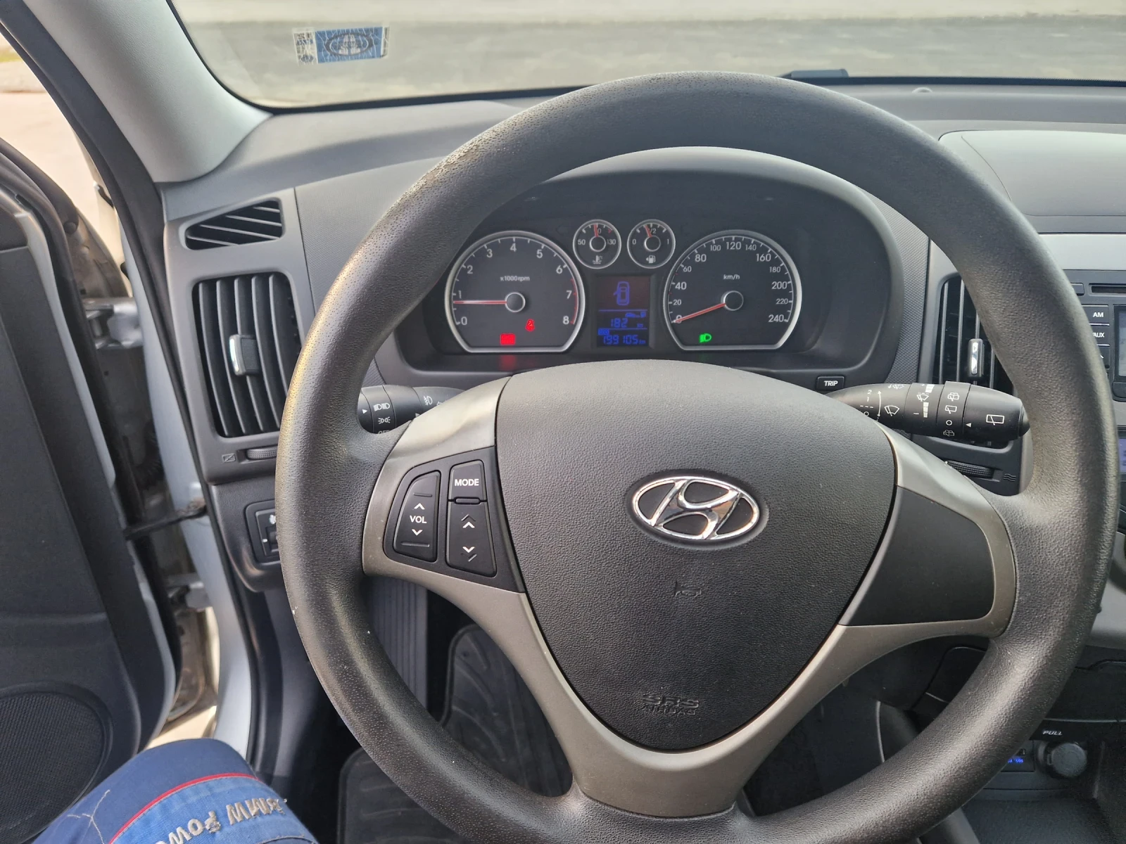 Hyundai I30 1.6 benzin 125 k.s. | Mobile.bg � ����������� 9