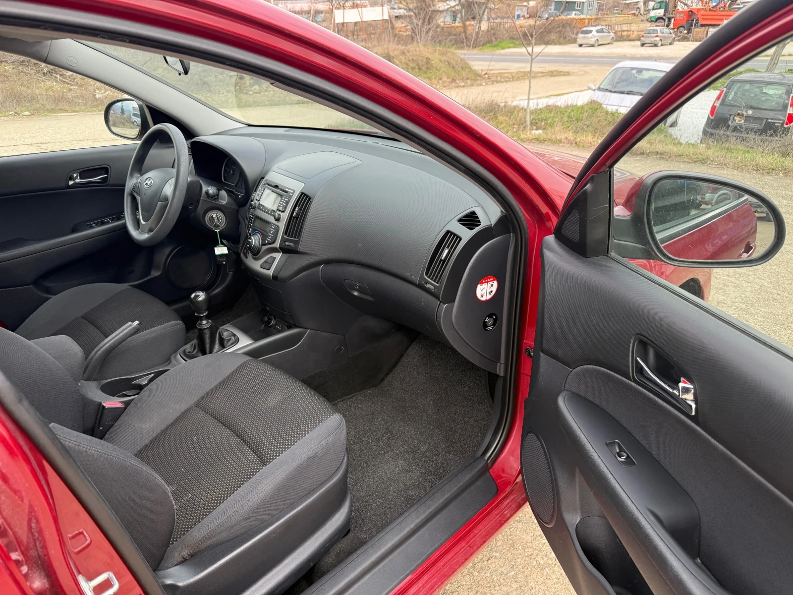 Hyundai I30 Cw 1.6 126кс 189000км - изображение 9