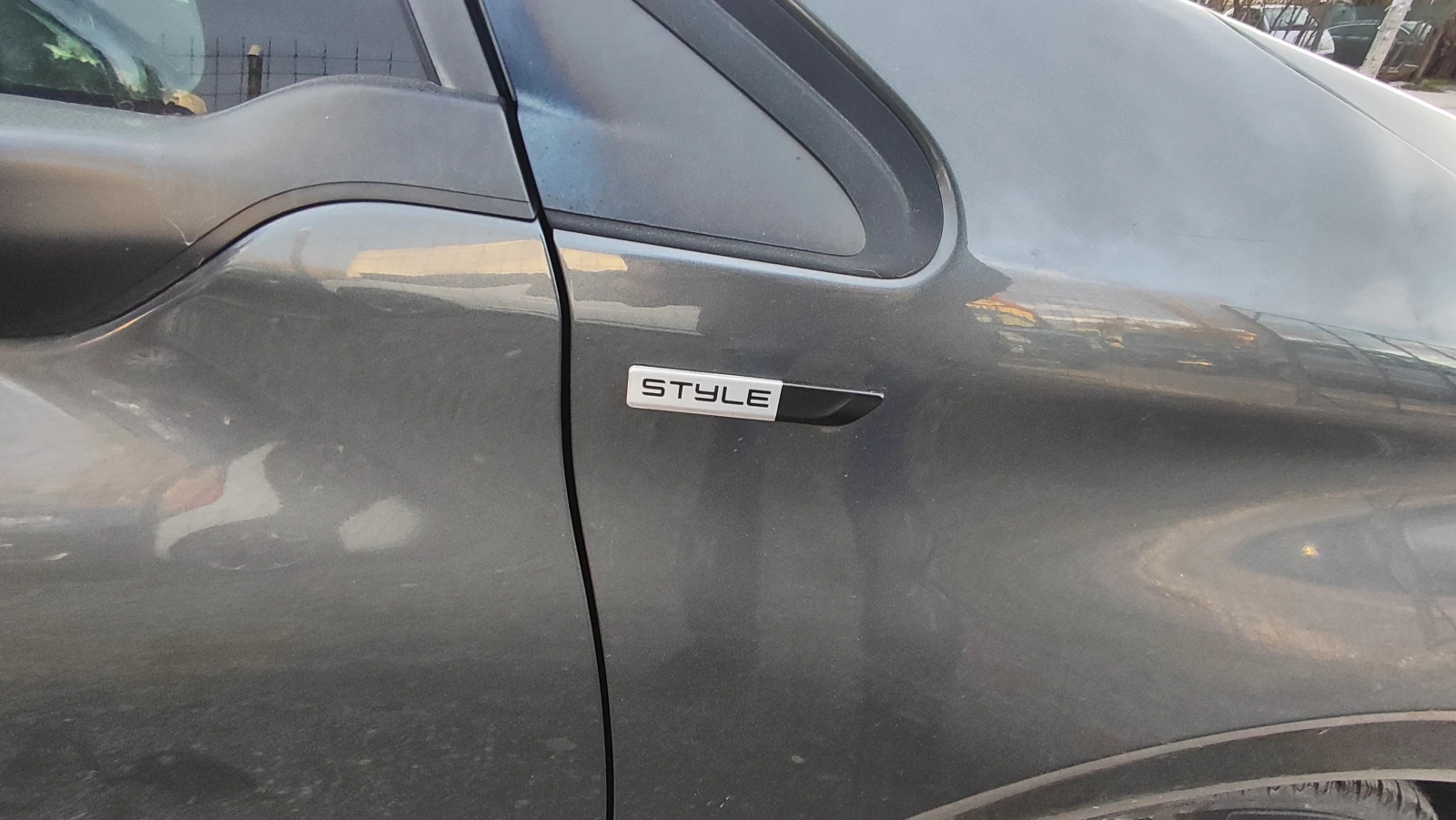 Peugeot 208 1.2i ������  | Mobile.bg � ����������� 15