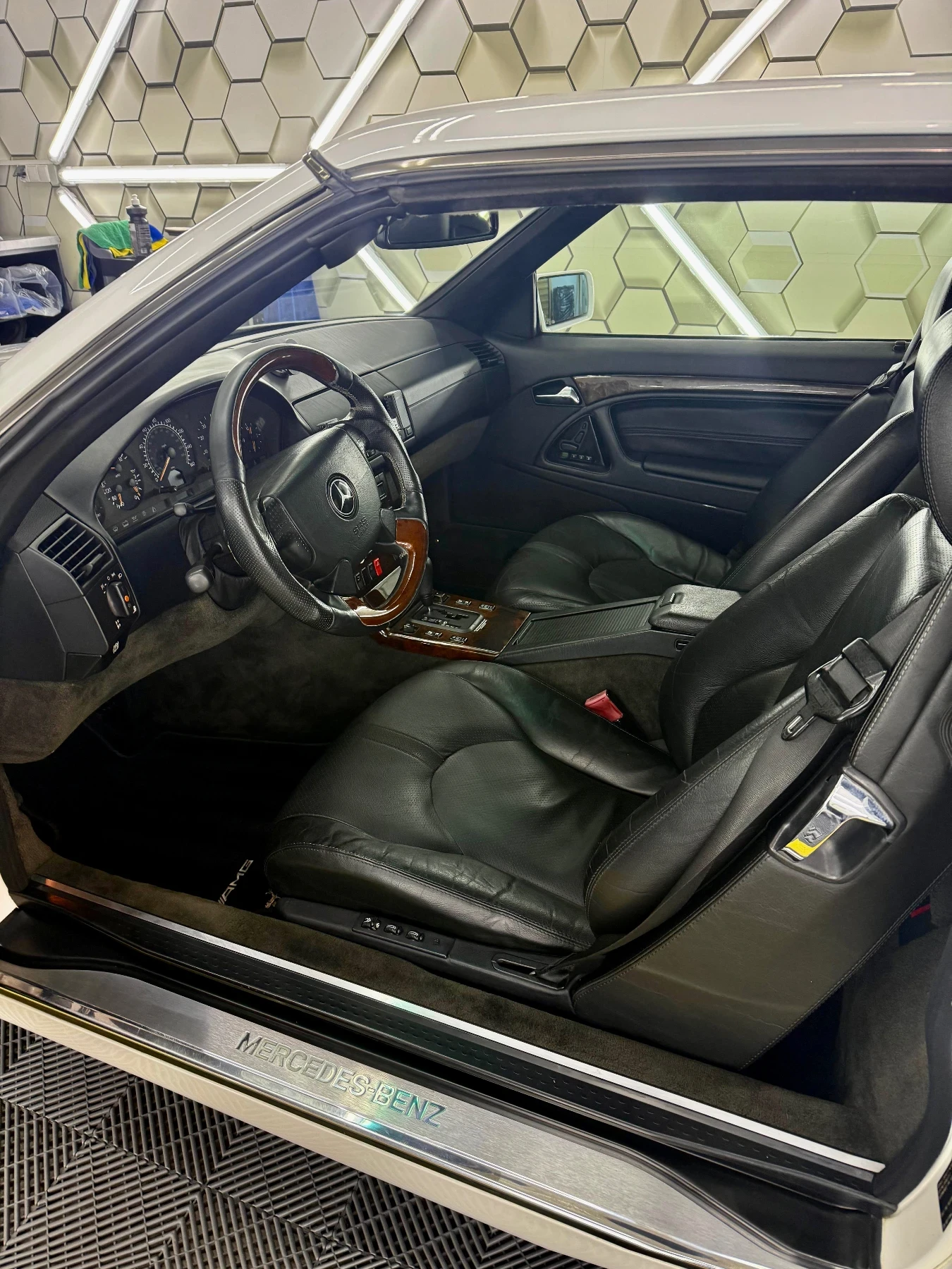 Mercedes-Benz SL 500, снимка 10 - Автомобили и джипове - 53747304