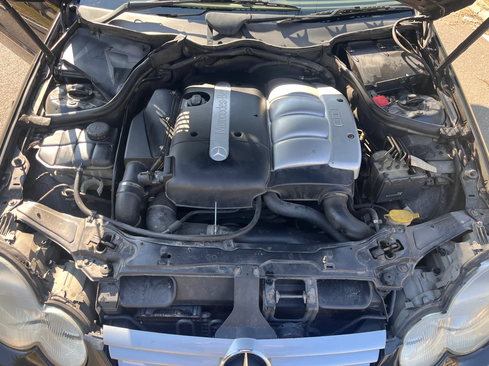 Mercedes-Benz C 220, снимка 8 - Автомобили и джипове - 53858300