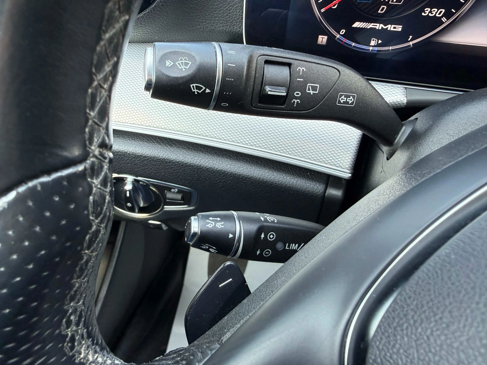 Mercedes-Benz E 220 AMG 4Matic Digital , снимка 14 - Автомобили и джипове - 53875587