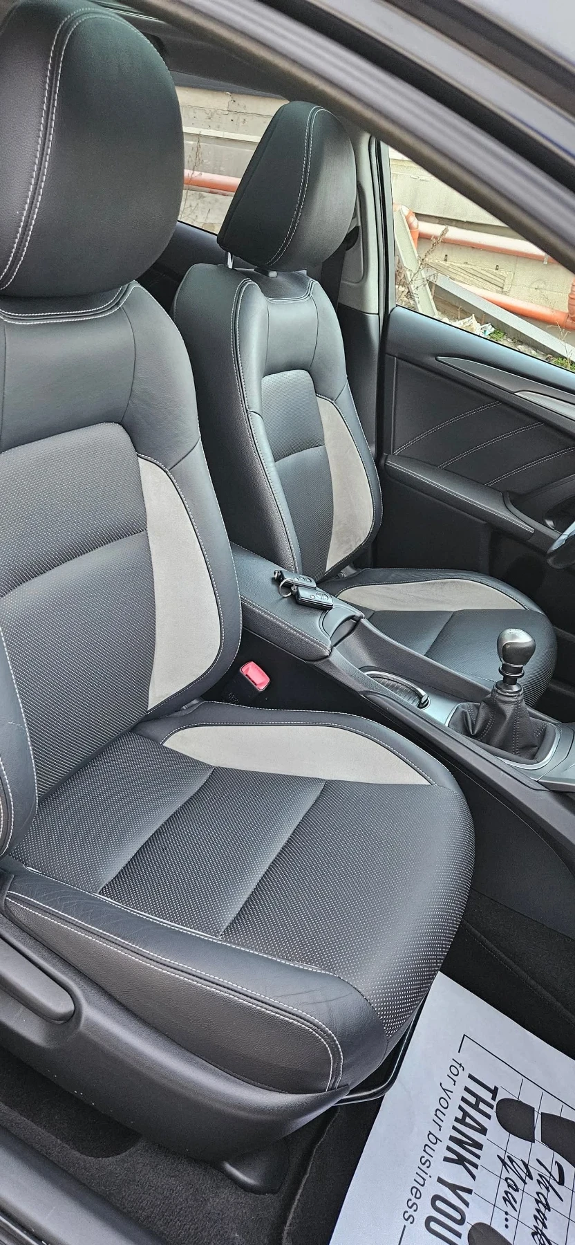 Toyota Avensis 1.8 benzin , Edition S , фул екстри, снимка 11 - Автомобили и джипове - 54610337
