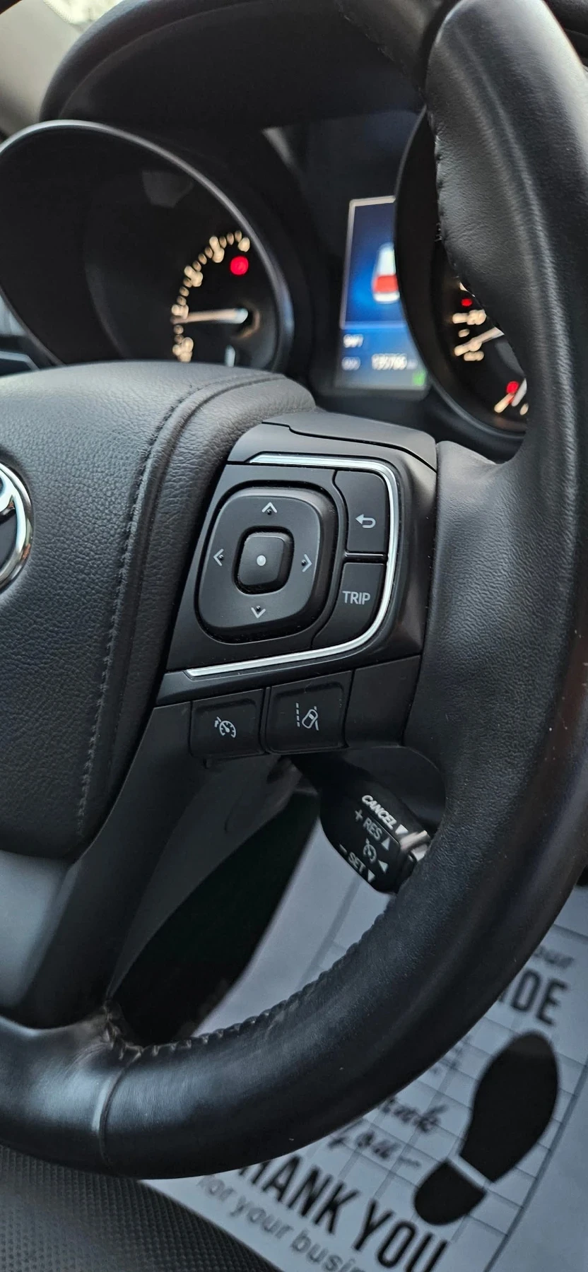 Toyota Avensis 1.8 benzin , Edition S , фул екстри, снимка 12 - Автомобили и джипове - 54610337