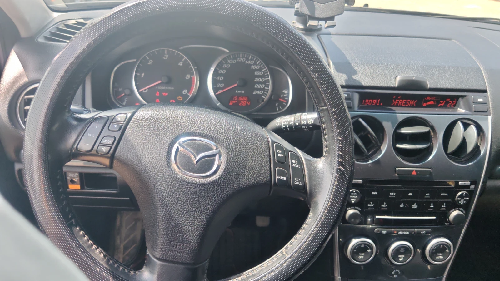 Mazda 6 2.0CDI, снимка 7 - Автомобили и джипове - 54823788