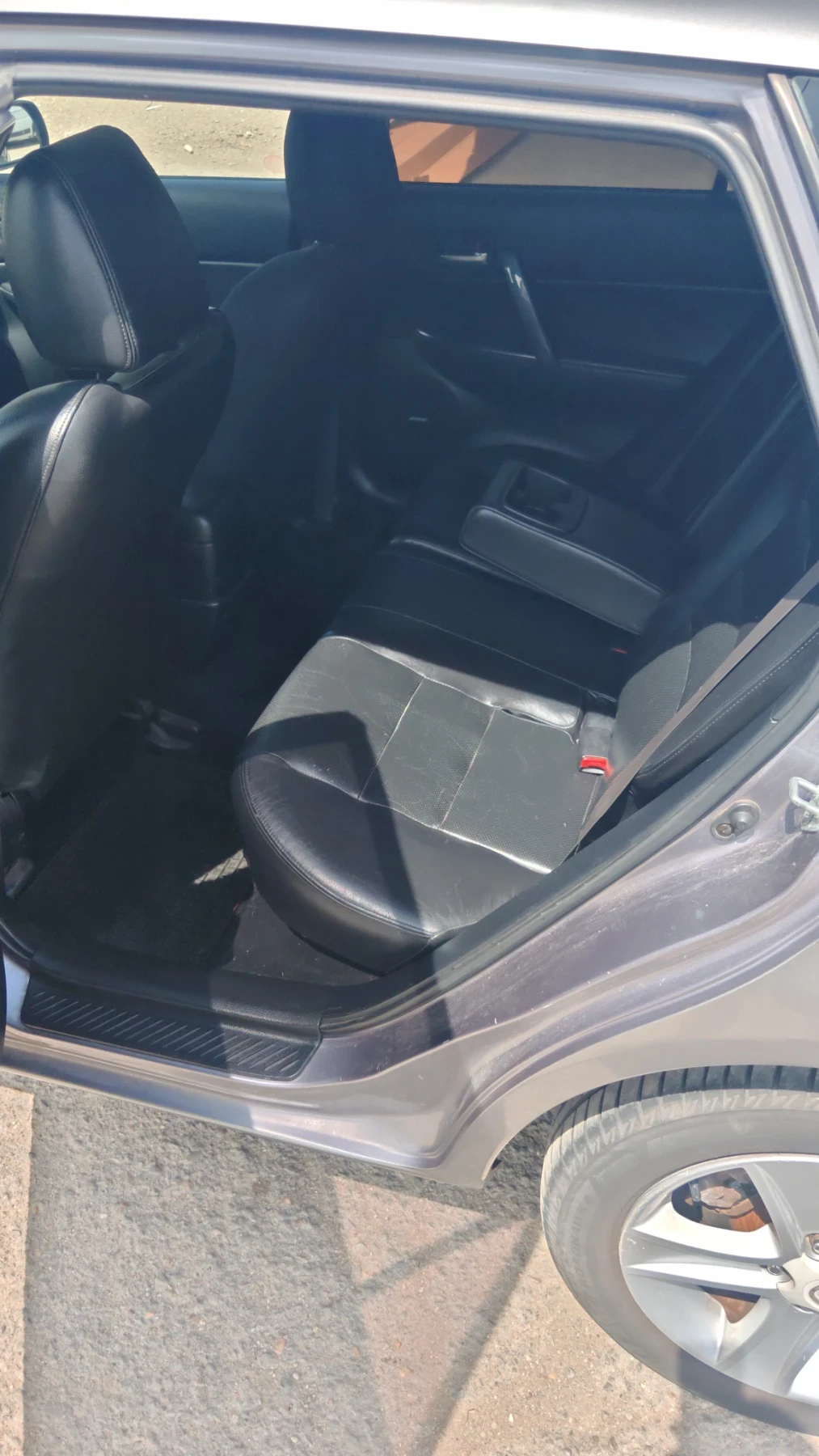 Mazda 6 2.0CDI, снимка 11 - Автомобили и джипове - 54823788