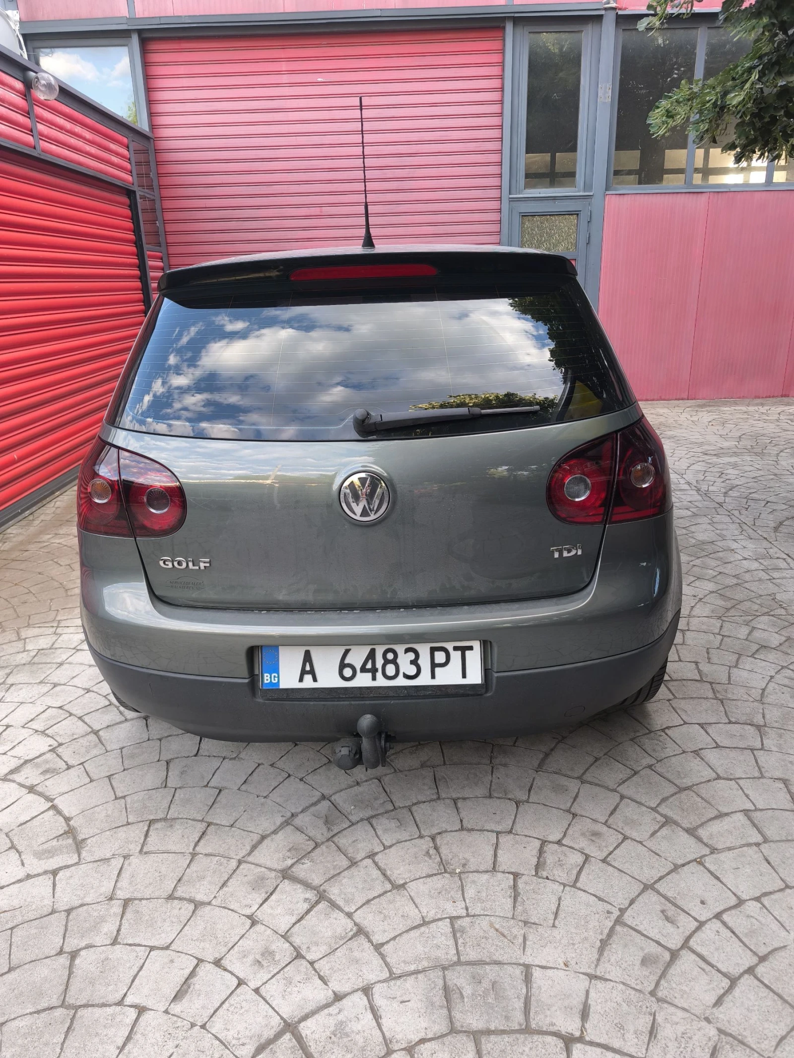 VW Golf 1.9 TDI, снимка 4 - Автомобили и джипове - 54754325