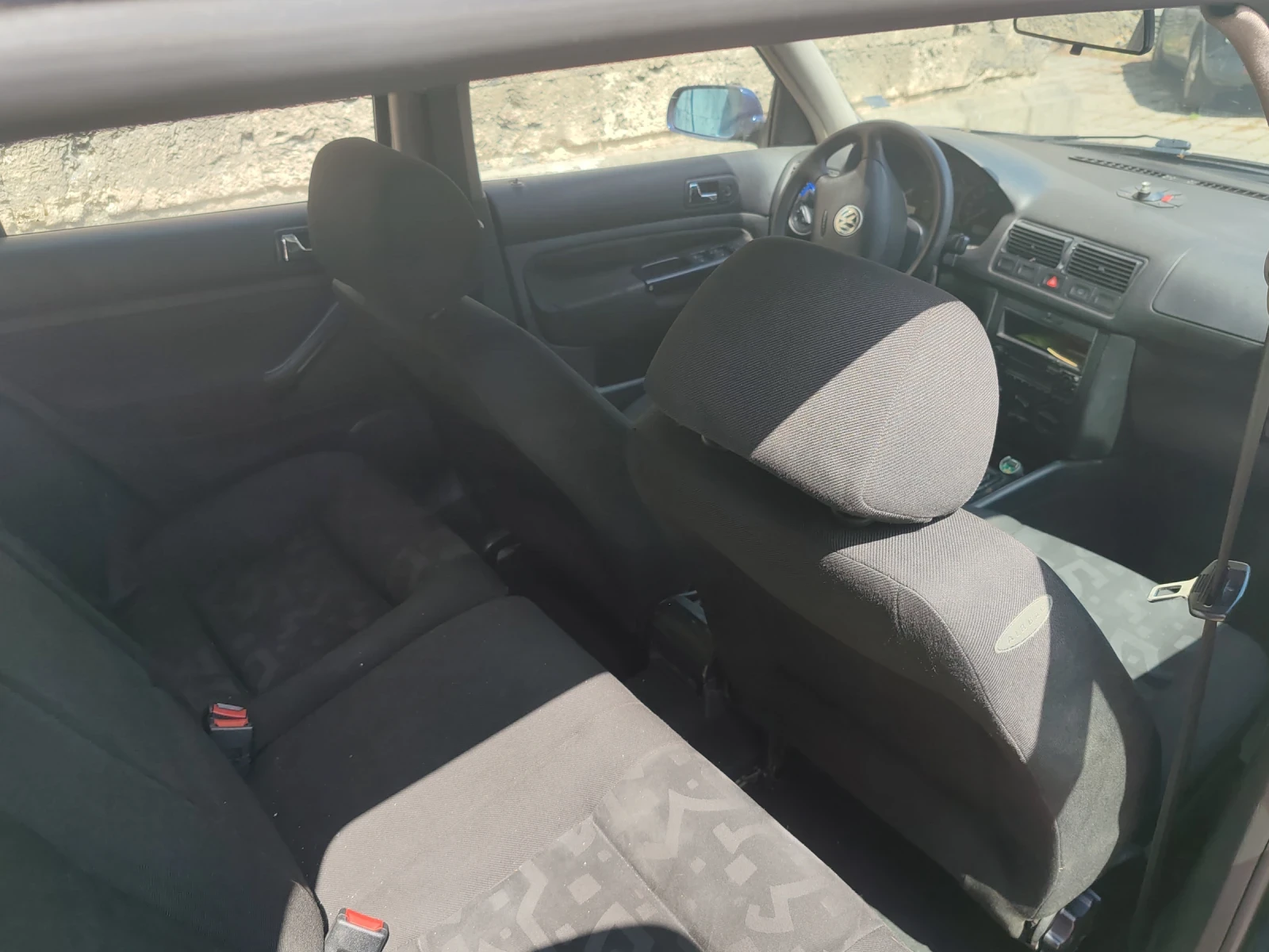 VW Golf 1.9tdi, снимка 8 - Автомобили и джипове - 54806968