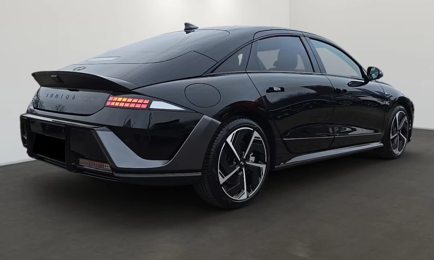 Hyundai Ioniq 6 FACELIFT 84kWh N-LINE 4WD MATRIX-LED, снимка 3 - Автомобили и джипове - 54839049