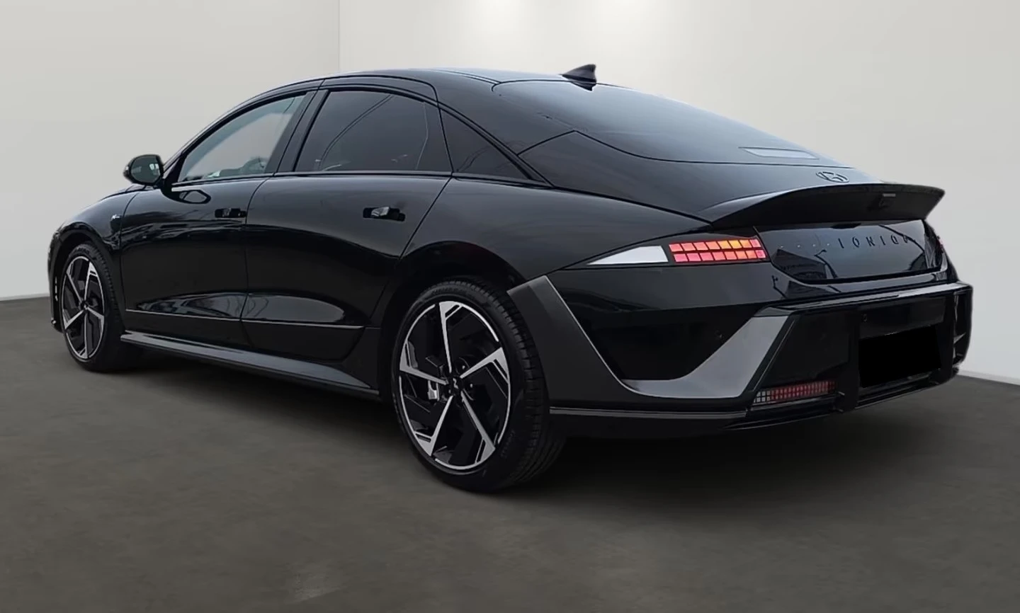 Hyundai Ioniq 6 FACELIFT 84kWh N-LINE 4WD MATRIX-LED, снимка 4 - Автомобили и джипове - 54839049