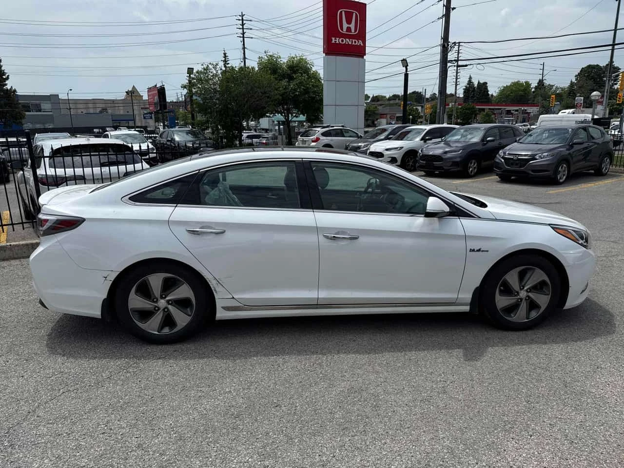 Hyundai Sonata * Limited * АВТОКРЕДИТ БЕЗ ПЪРВОНАЧАЛНА ВНОСКА* , снимка 3 - Автомобили и джипове - 54842231