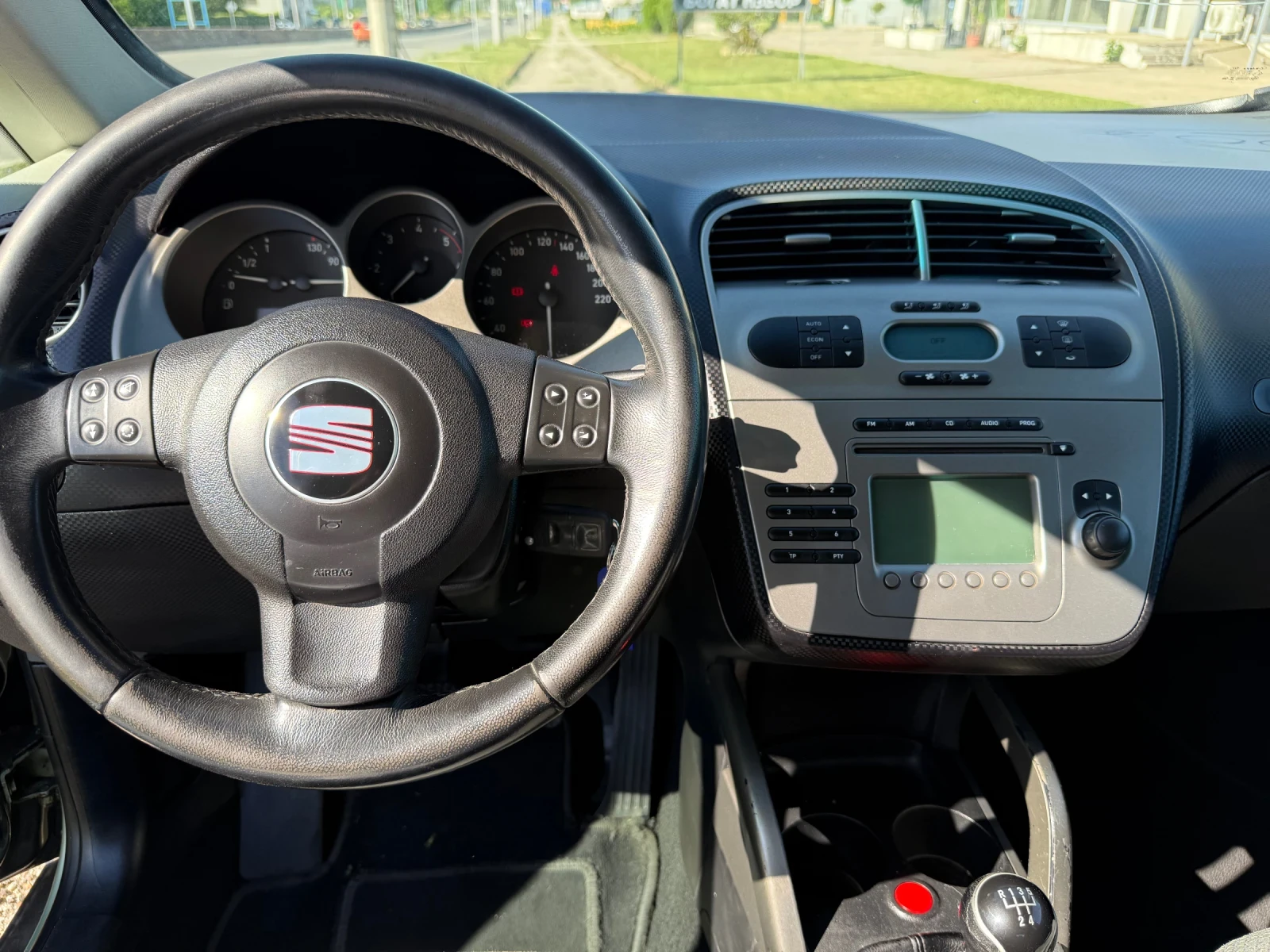 Seat Altea 1.9 TDI, снимка 9 - Автомобили и джипове - 54922721