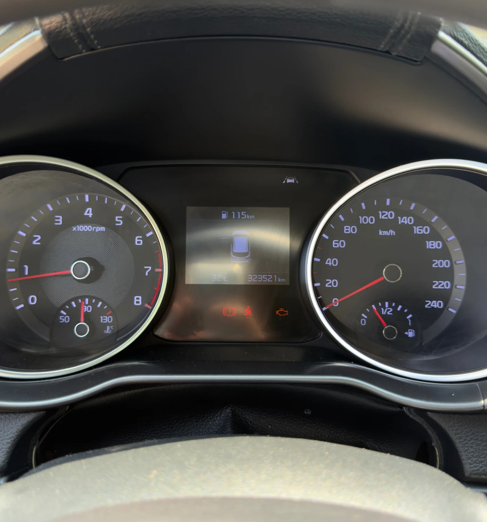 Kia Ceed 1.4, снимка 10 - Автомобили и джипове - 54996824