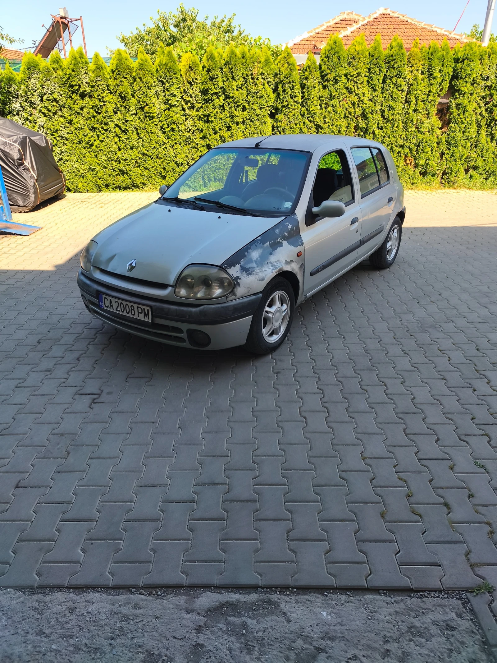 Renault Clio, снимка 5 - Автомобили и джипове - 55089194