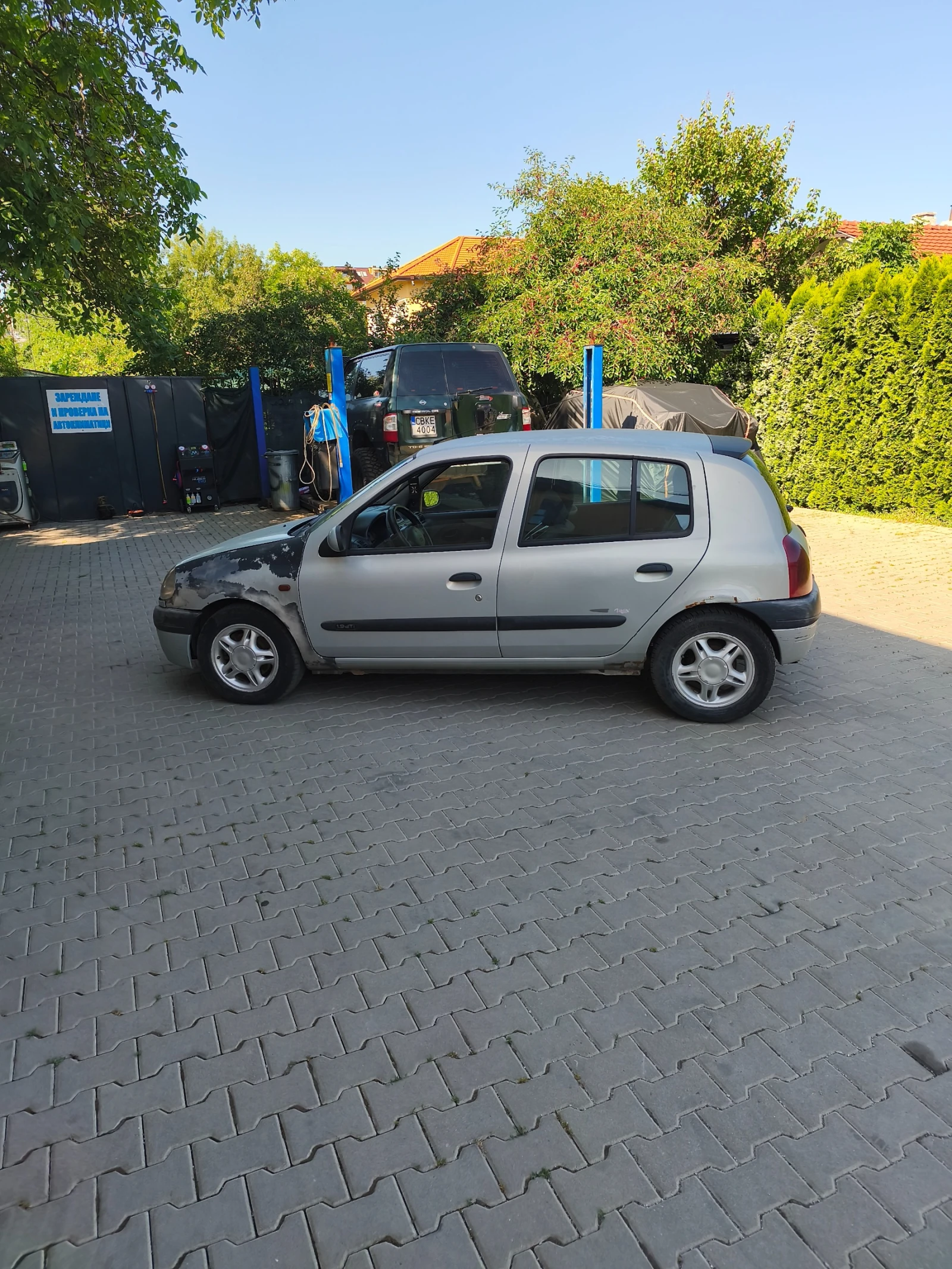 Renault Clio, снимка 9 - Автомобили и джипове - 55089194