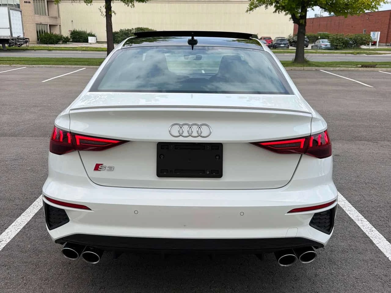 Audi S3 Technik / DISTRONIC / B&O / CARFAX / АВТОКРЕДИТ, снимка 4 - Автомобили и джипове - 55670484
