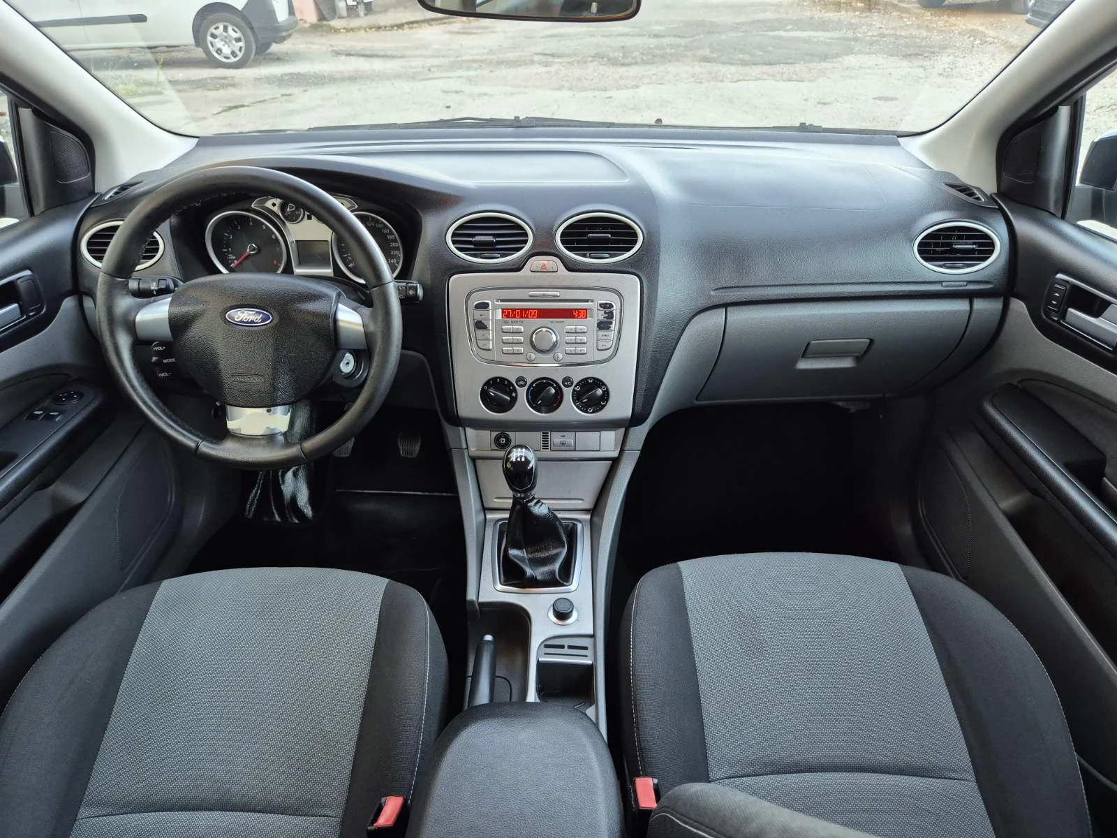 Ford Focus 2.0I ГАЗ ITALY, снимка 16 - Автомобили и джипове - 55690956