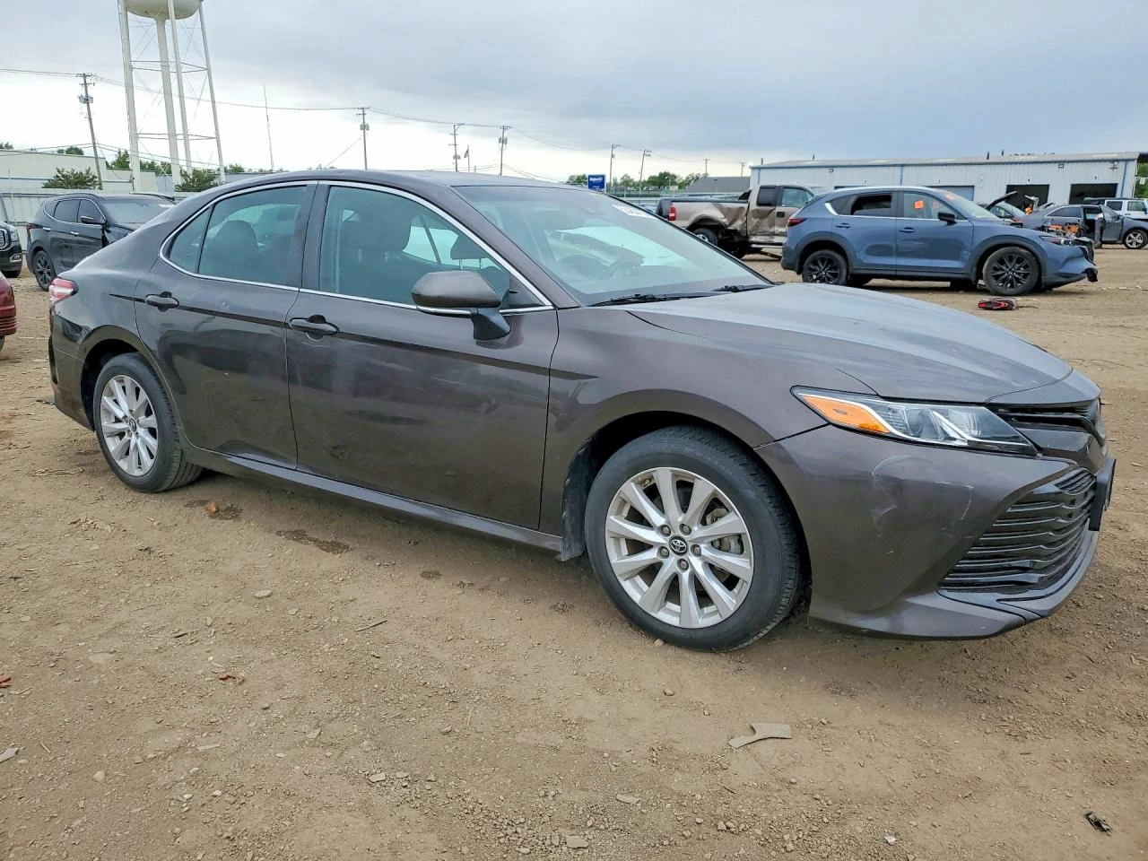 Toyota Camry 2.5l Le, снимка 4 - Автомобили и джипове - 56151170
