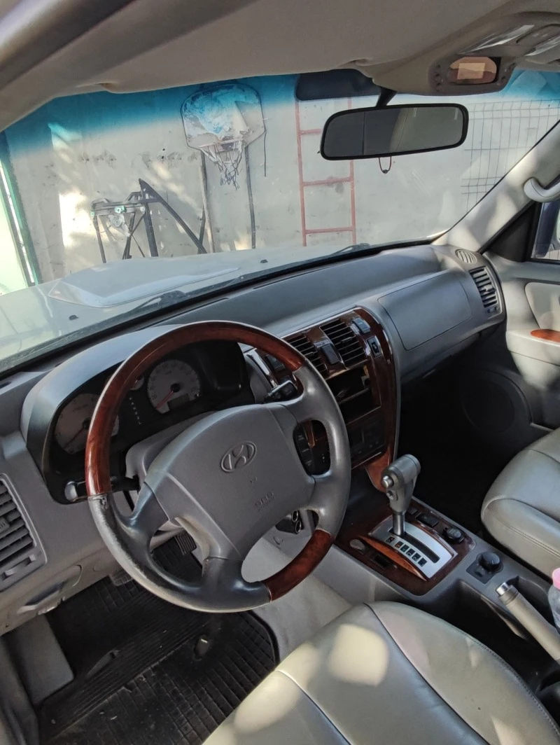 Hyundai Terracan На части facelift, снимка 6 - Автомобили и джипове - 47030233