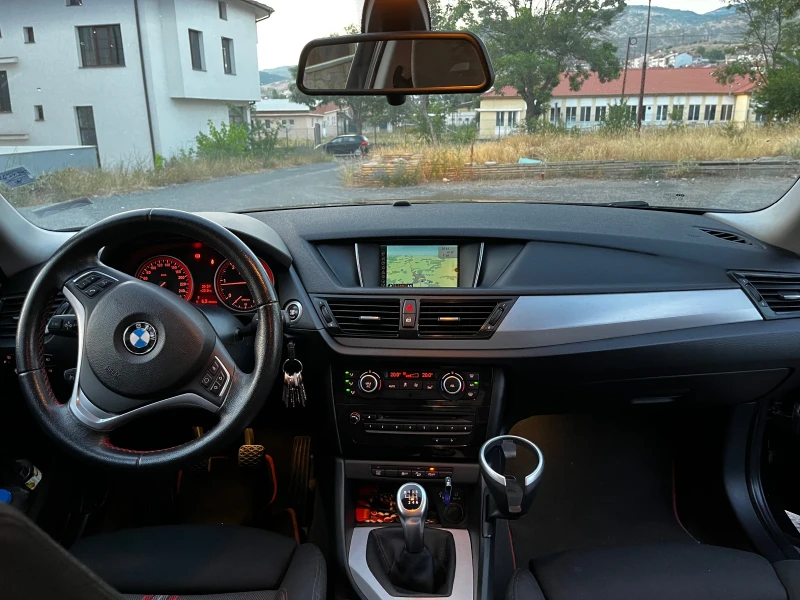BMW X1, снимка 3 - Автомобили и джипове - 52425348