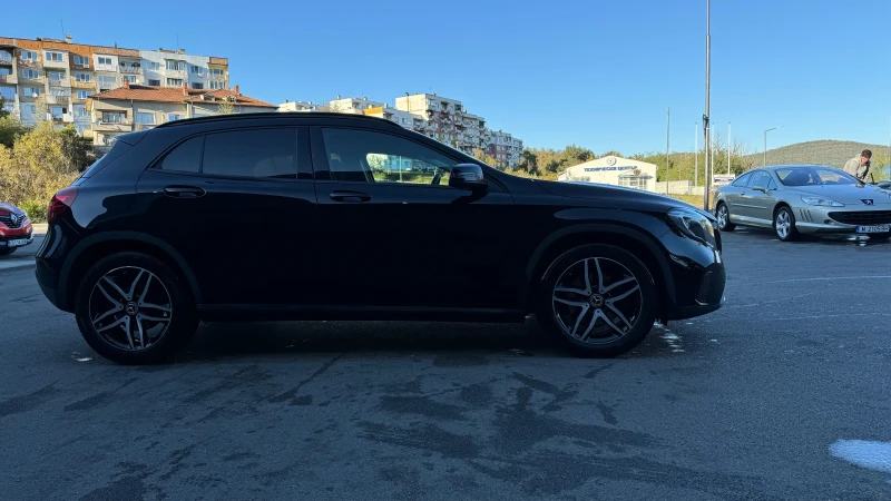 Mercedes-Benz GLA 250 4 MATIC, снимка 4 - Автомобили и джипове - 49145902