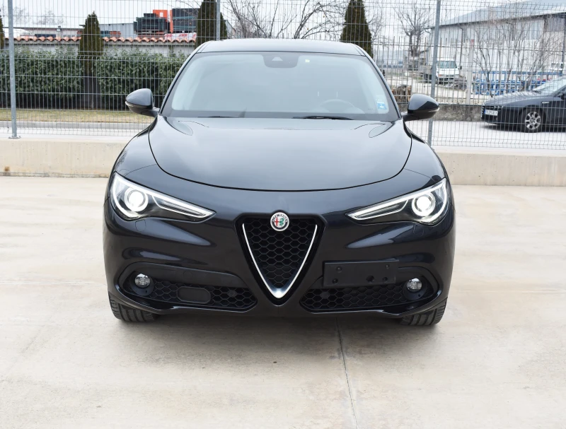 Alfa Romeo Stelvio Sport Q4 210кс , снимка 3 - Автомобили и джипове - 53178930