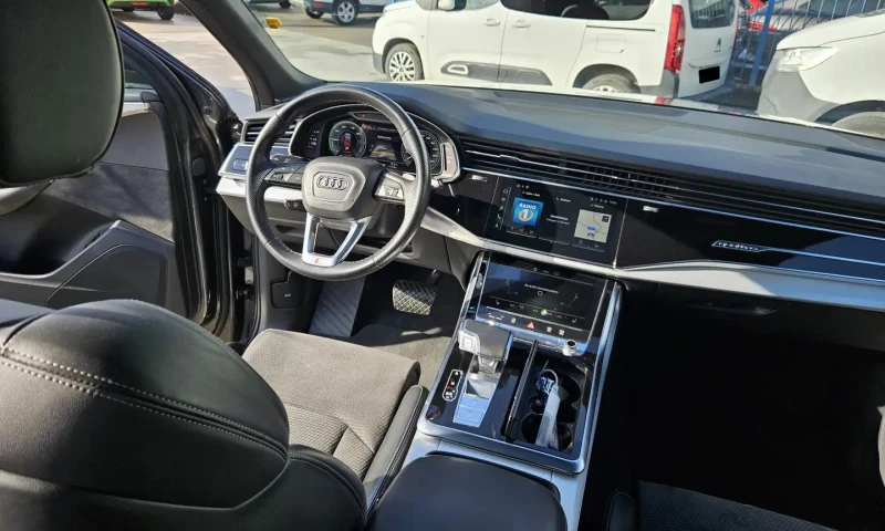 Audi Q7 60 TFSI e V6 Plug-in Hybrid Quattro , снимка 6 - Автомобили и джипове - 53464426