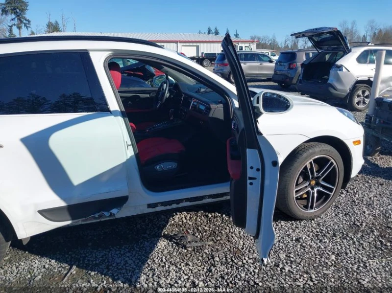 Porsche Macan 2.0l, снимка 5 - Автомобили и джипове - 53597777