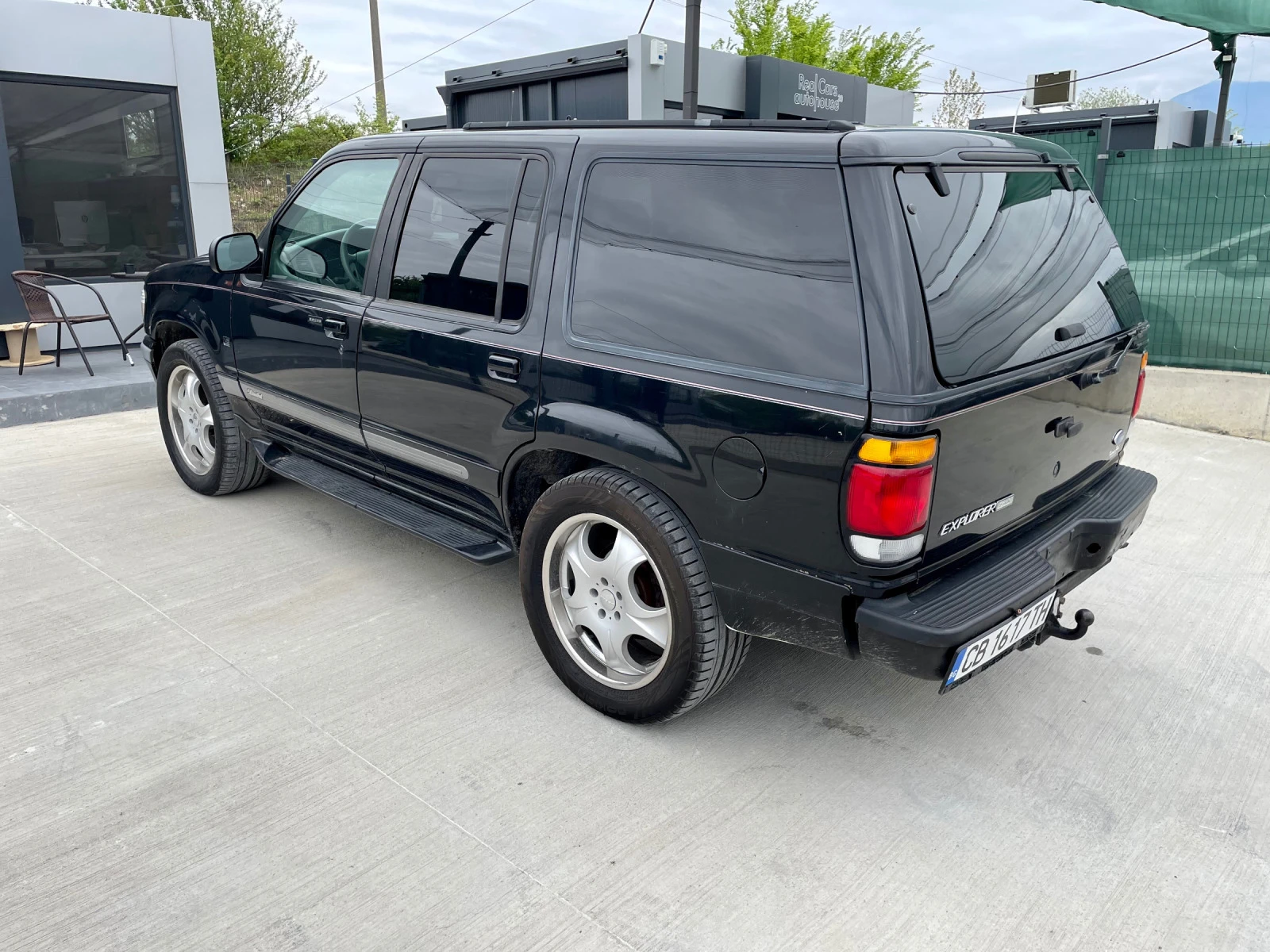 Ford Explorer  - изображение 8