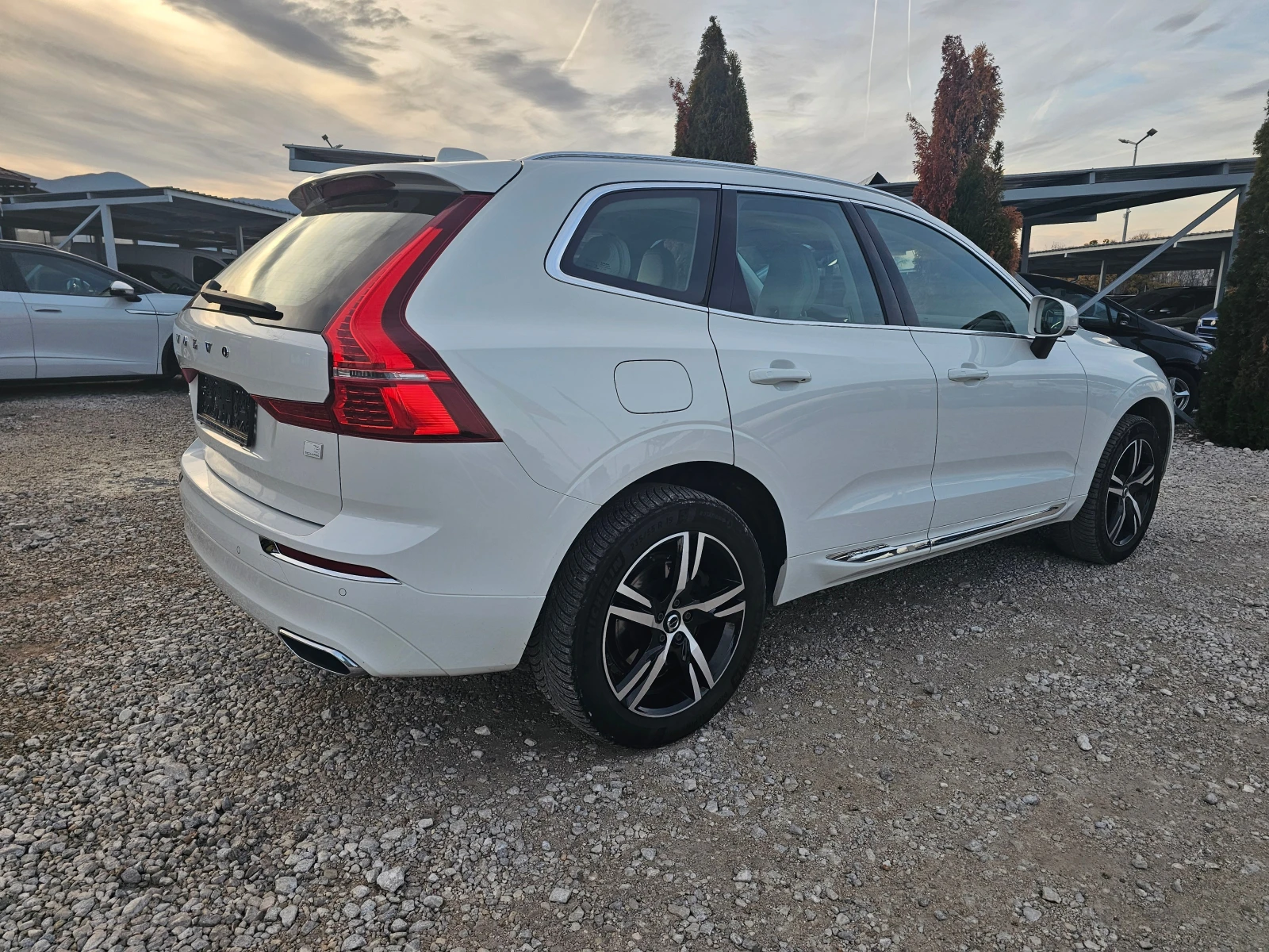 Volvo XC60 2.0Т6 Plug In Hybrid AWD! ! 41000км ! ! ПАНОРАМА - изображение 5