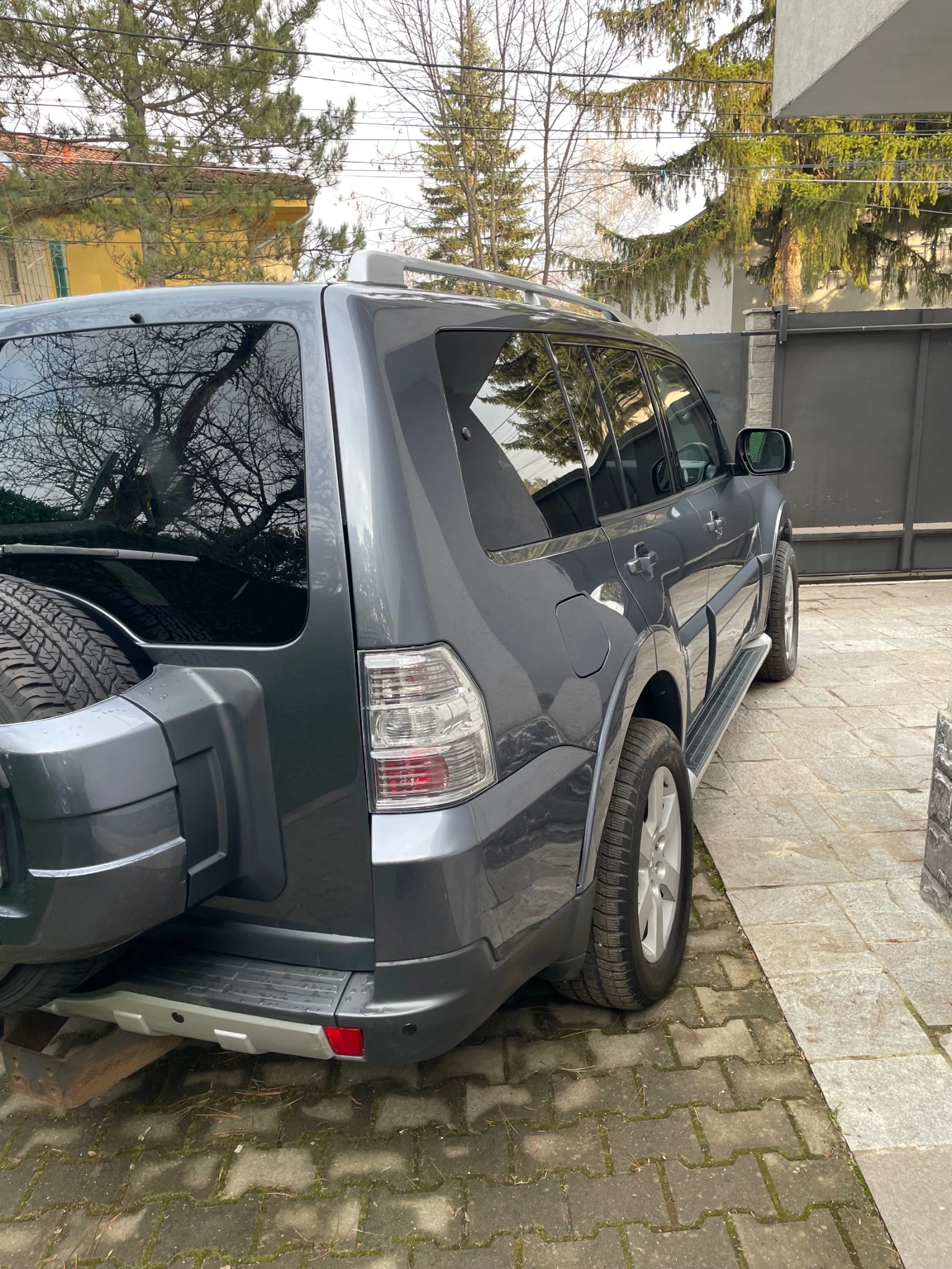 Mitsubishi Pajero  - изображение 5