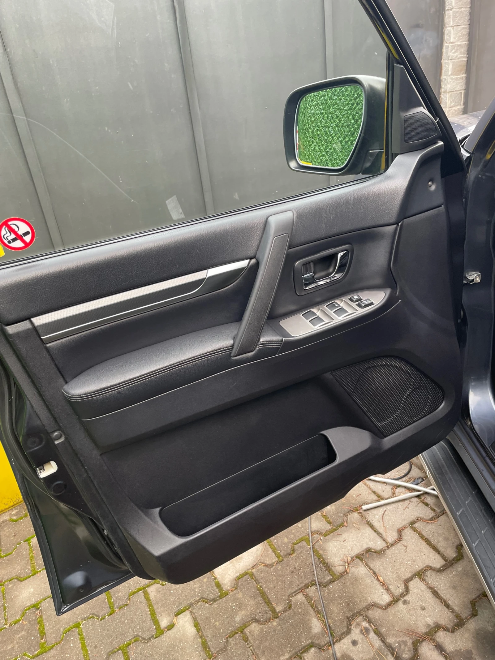 Mitsubishi Pajero  - изображение 9