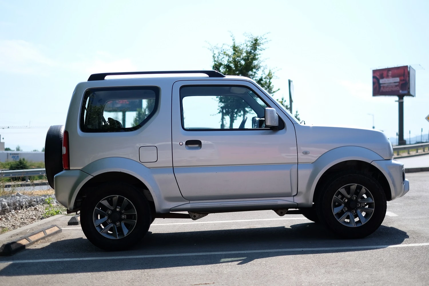 Suzuki Jimny 1.3 Auto - изображение 4