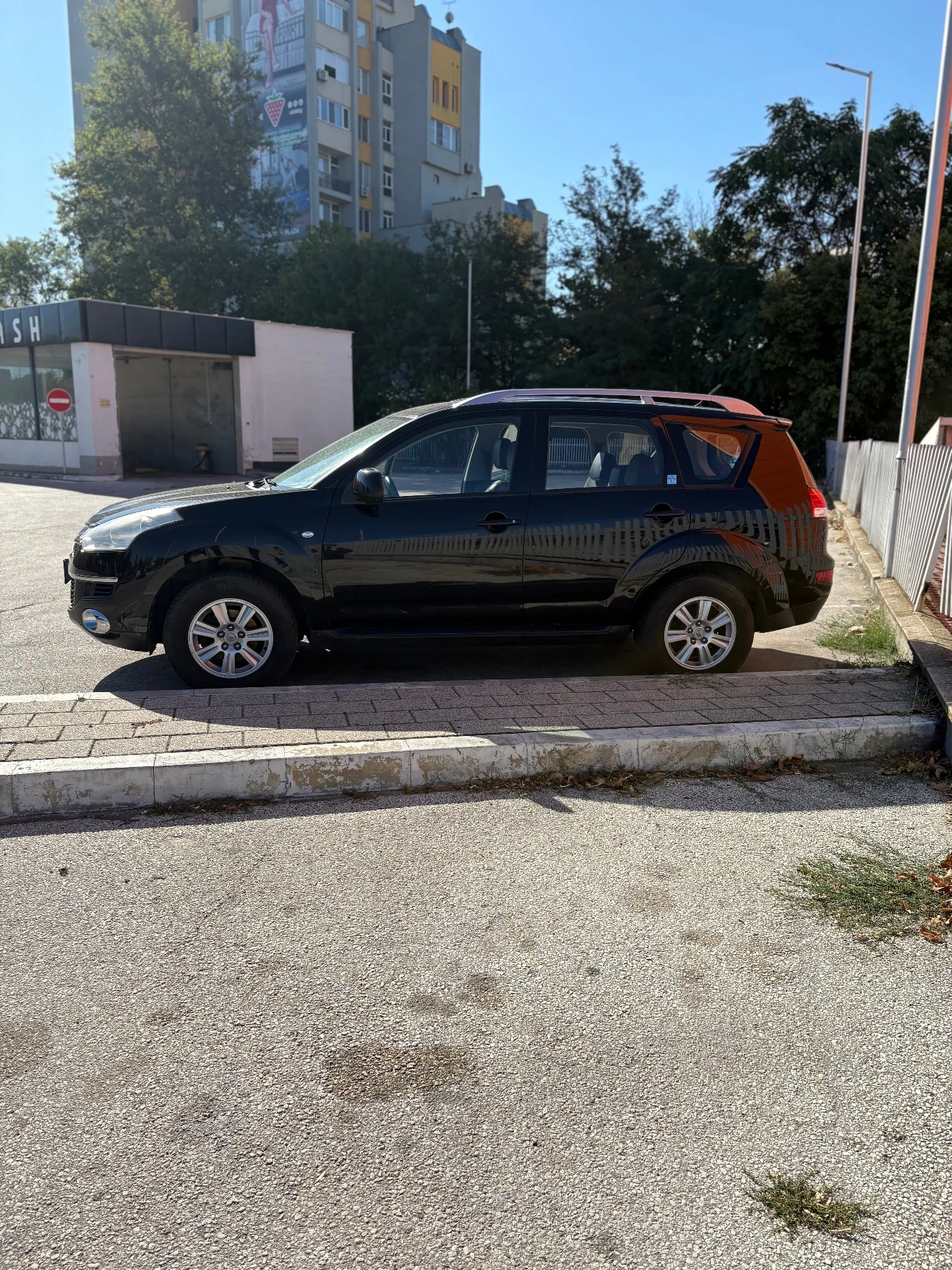 Citroen C-Crosser 2.4 170кс автомат 4х4 ГАЗ - изображение 5