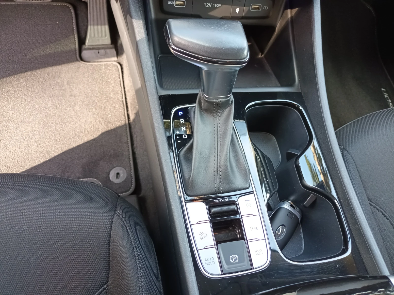 Hyundai Tucson 1.6CRDi/Mild Hybrid/N-Line - изображение 10